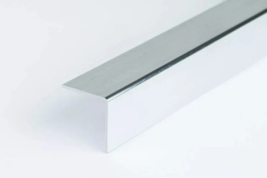 Equal & Unequal Gold & Silver Brushed Finish PVC Plastic Corner Angle Trim Profiles 90°