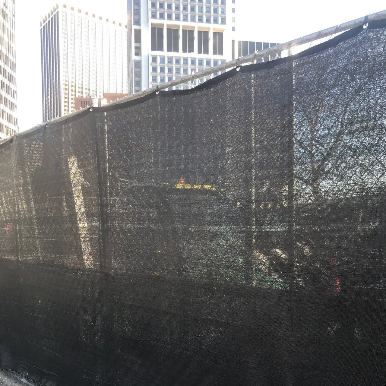 170gsm Privacy Netting – UV-Protected HDPE Fence Screen with Brass Eyelets