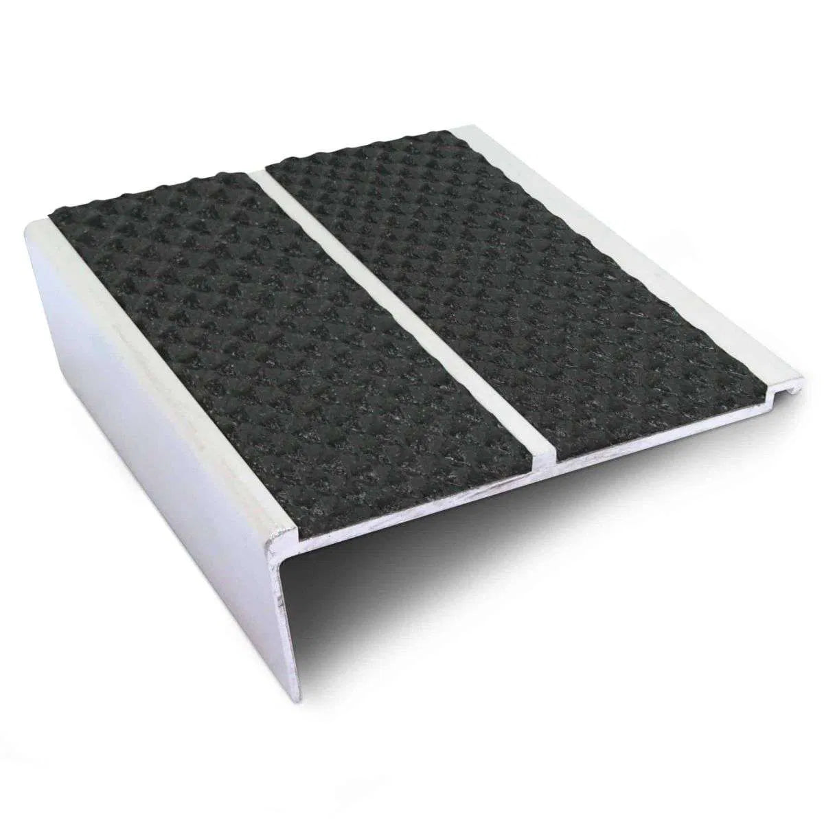 NHD12 – 93 x 32mm – Tredsafe Non Slip Stair Nosing
