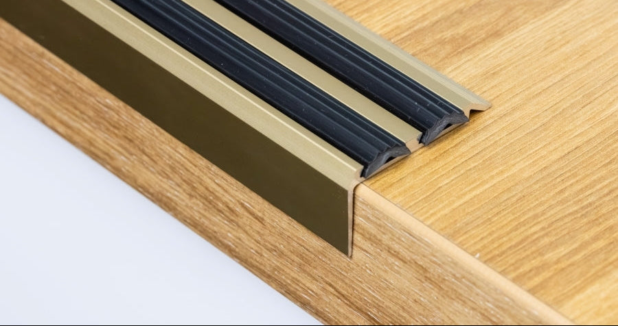 Aluminium Stair Nosing with Rubber Insert 35 MM x 19 MM x 1 M 2 M & 2.5 M Length Anodised Silver Gold Champagne - LSSZG