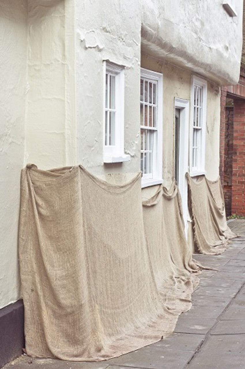 Natural Hessian Roll – 100% Jute Fabric for Garden & Construction