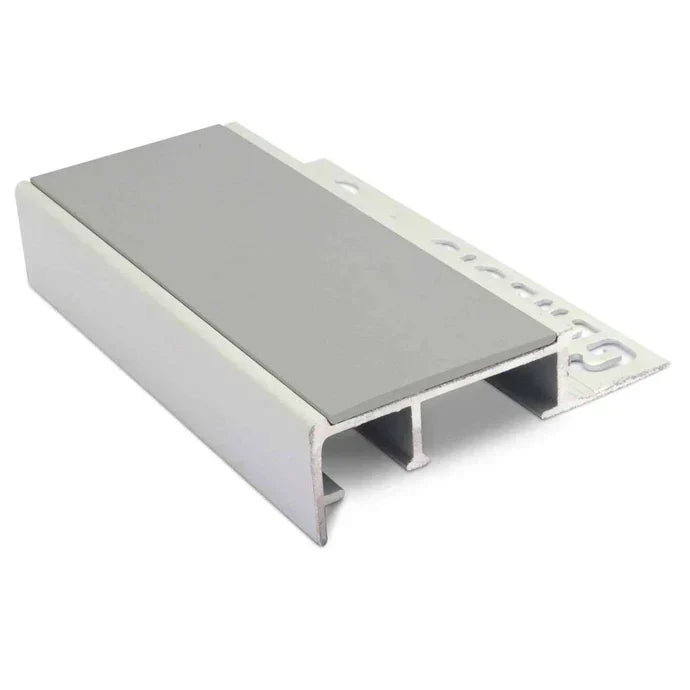 NTS – 2.8m Slimline Ceramic Tile-In Nosing Non Slip Tredsafe®