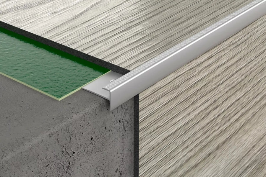 Aluminium Stair Nosing Outer Corner 5 MM x 900 MM & 2500 MM Length Silver LVT CL5